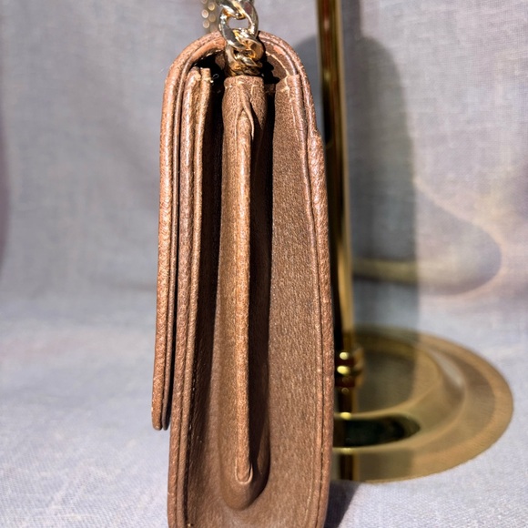 Gucci Beige GG Supreme Crossbody with Brown Leather Trim and Gold Chain - Picture 4 of 8